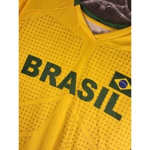 Brasil Football Jersey T-Shirt Gereration 2 Men's Large Soccer Yellow
